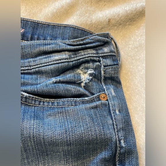 Distressed 7 For All Mankind Denim Shorts, Women’s Size 32 - Picture 4 of 15